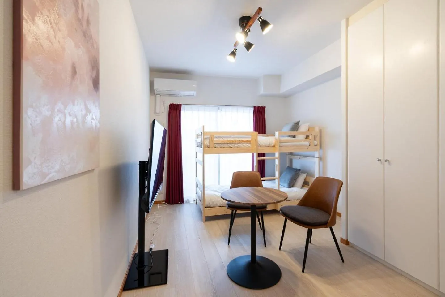 Cityspire Namba West Osaka Apartment