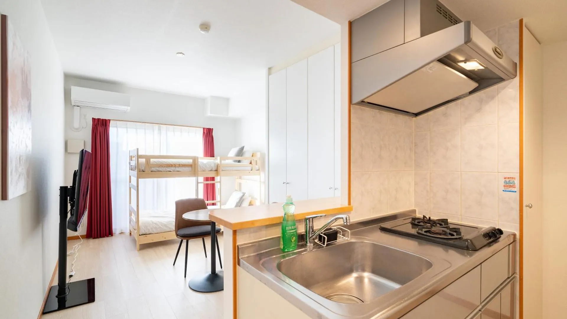 Cityspire Namba West Osaka 0*,